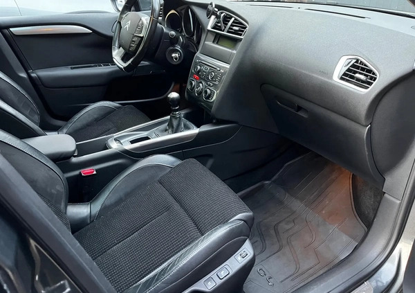 Citroen C4 cena 26000 przebieg: 231000, rok produkcji 2010 z Szczecin małe 232